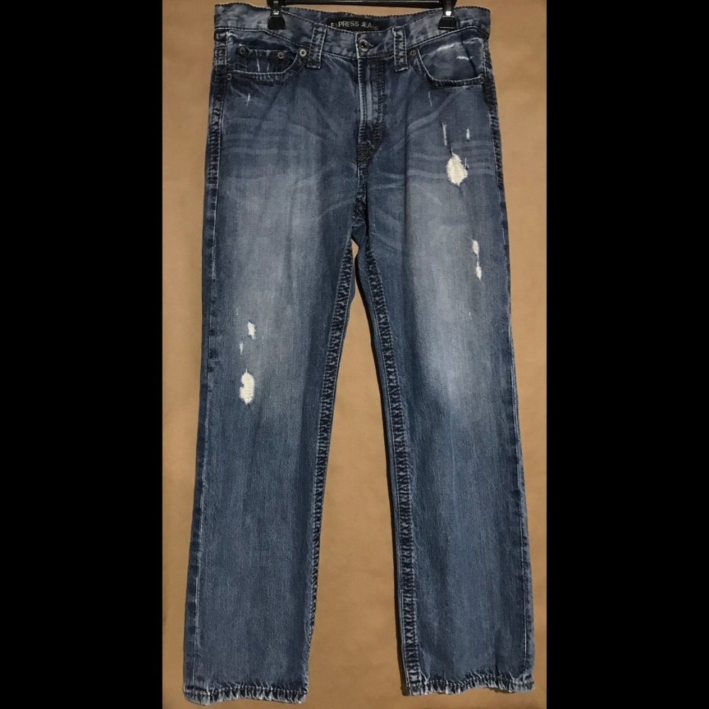 Express Men’s Blake Loose Fit Bootcut Jeans Size: 34x34 Blue